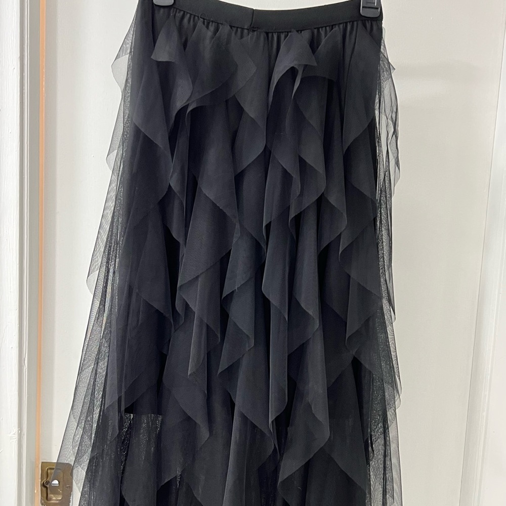 Black, elegant tulle skirt, mid calf.